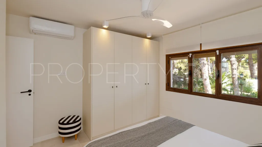 Se vende chalet en El Paraiso