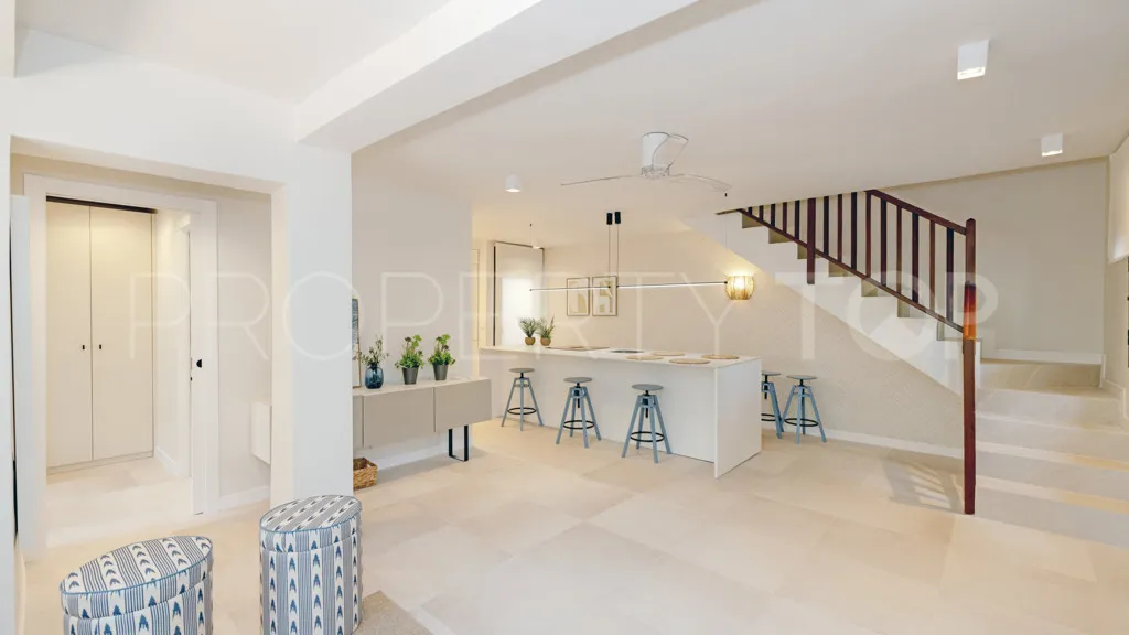 Se vende chalet en El Paraiso