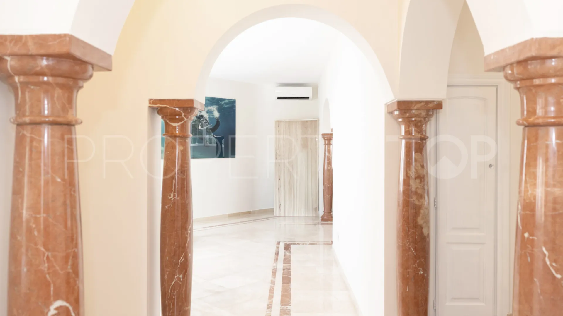 Chalet en venta en New Golden Mile