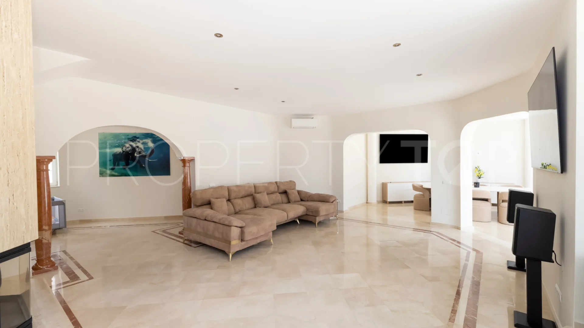 Chalet en venta en New Golden Mile