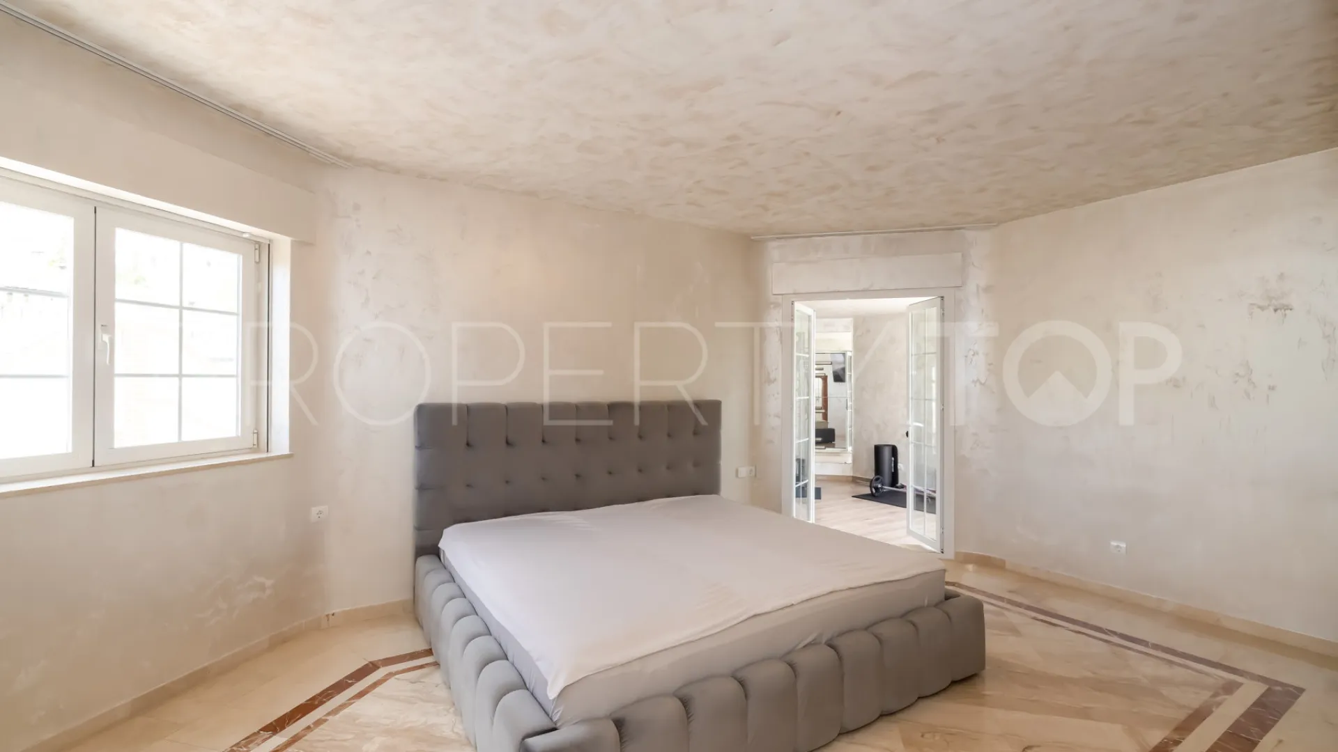 Chalet en venta en New Golden Mile