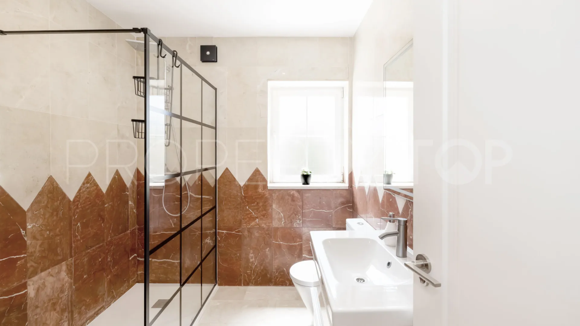 Chalet en venta en New Golden Mile