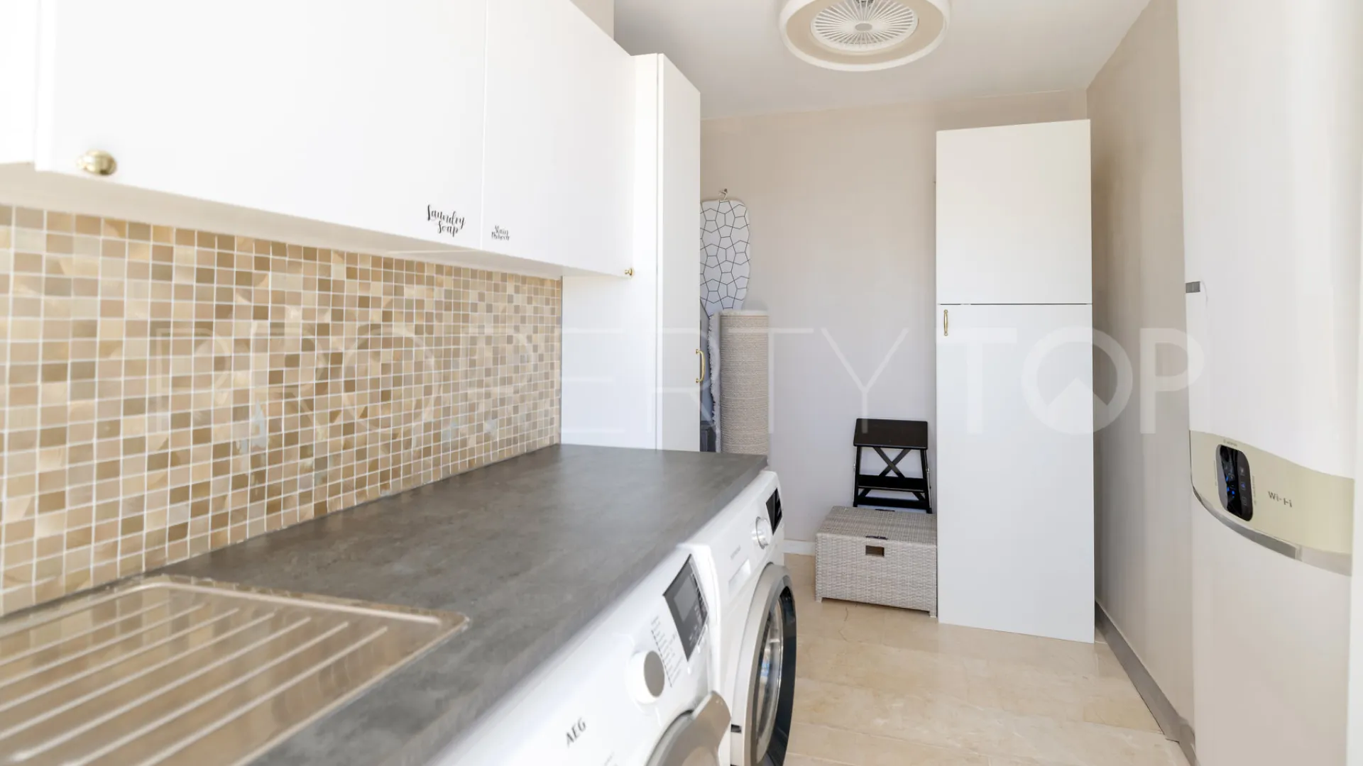 Chalet en venta en New Golden Mile