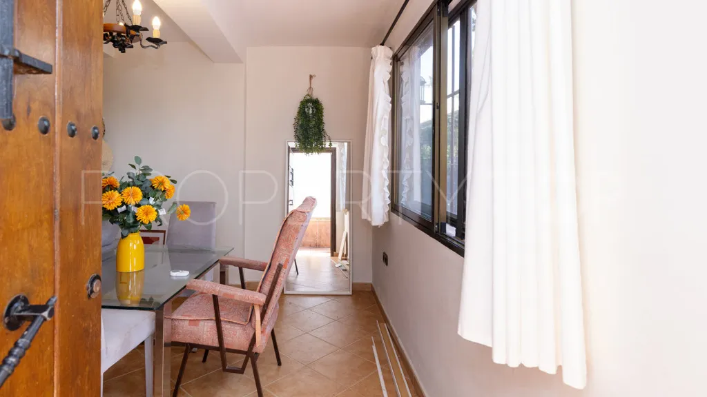 Se vende chalet en Benamara