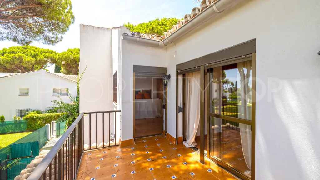 Se vende chalet en Benamara