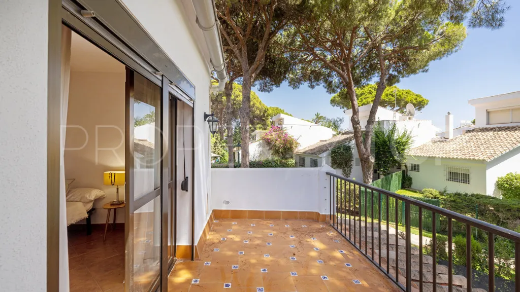 Se vende chalet en Benamara