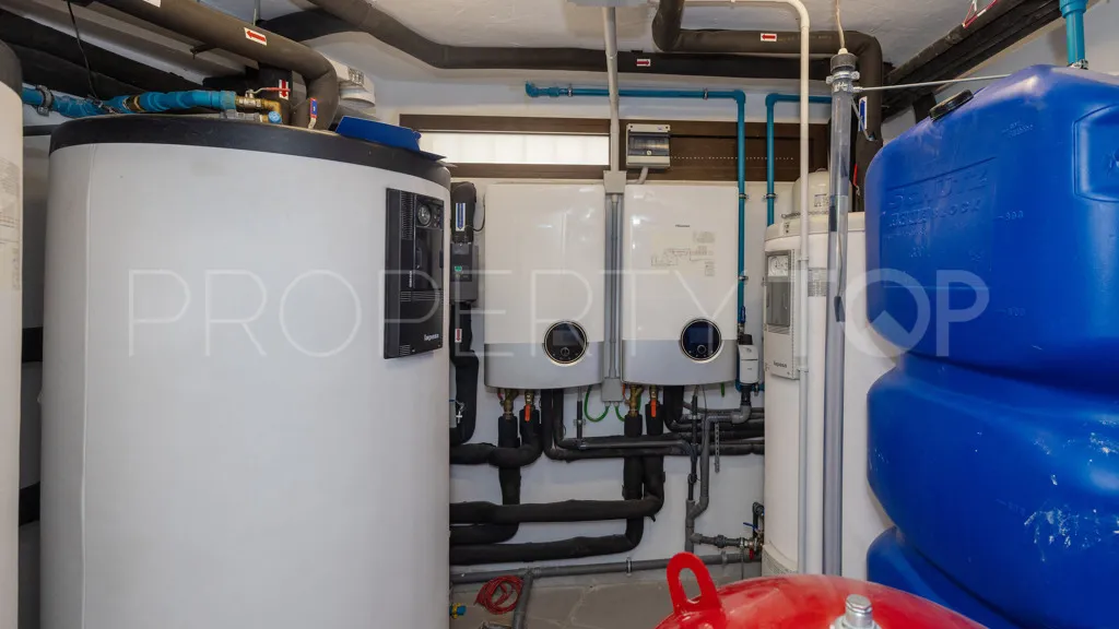 Se vende edificio en Estepona