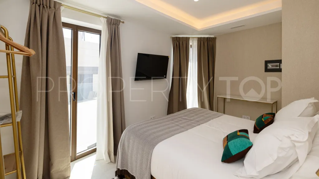 Se vende edificio en Estepona