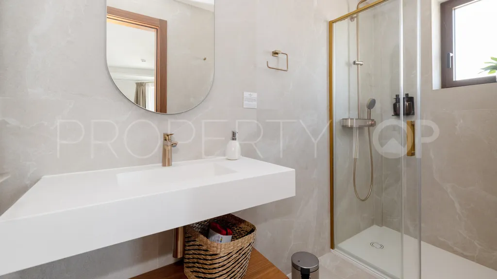 Se vende edificio en Estepona