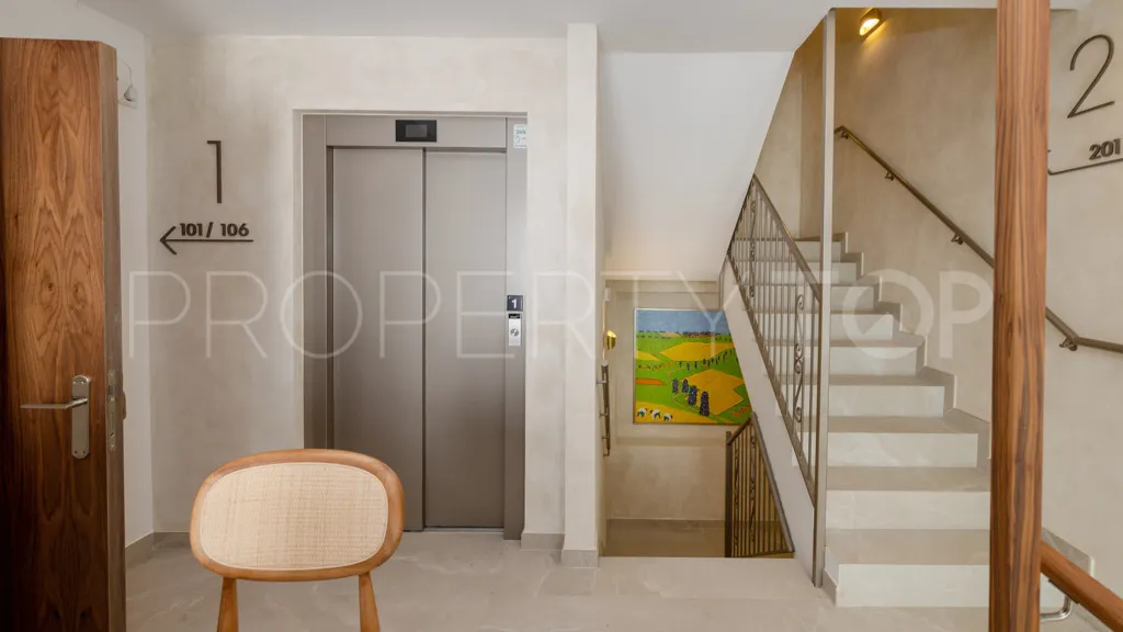 Se vende edificio en Estepona