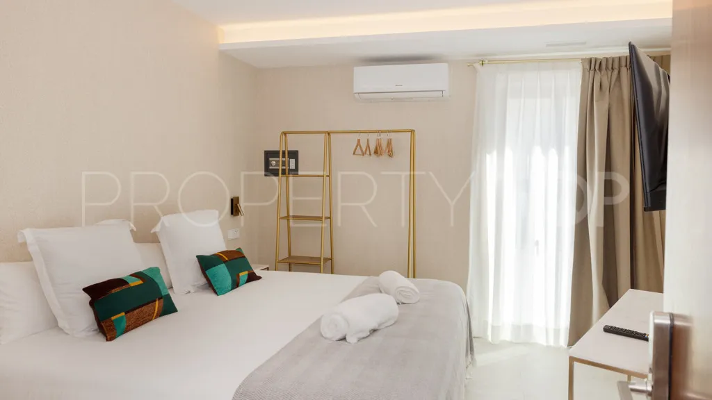 Se vende edificio en Estepona