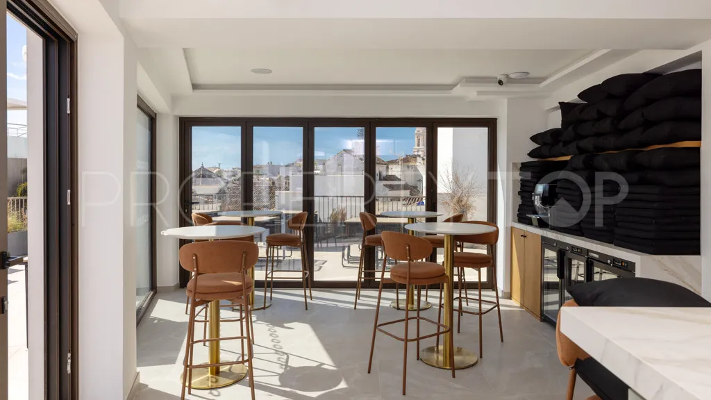 Se vende edificio en Estepona