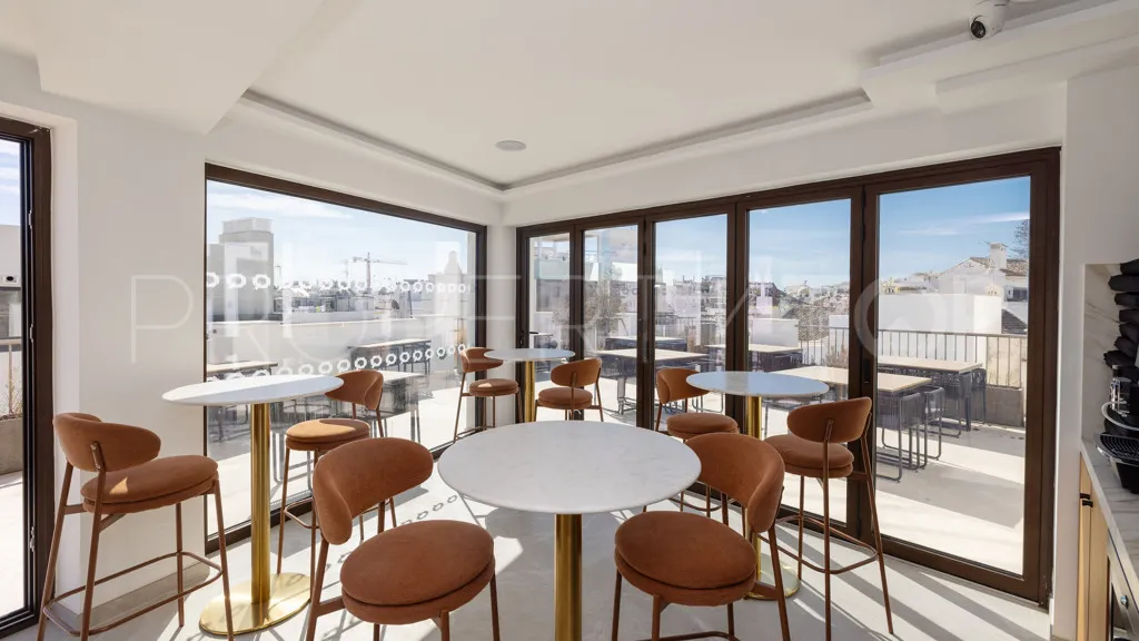 Se vende edificio en Estepona