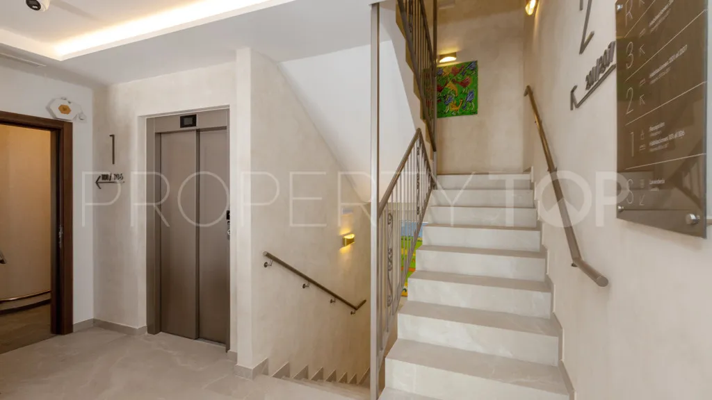 Se vende edificio en Estepona