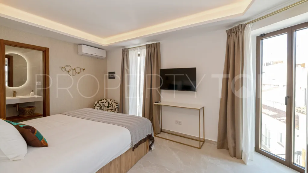 Se vende edificio en Estepona