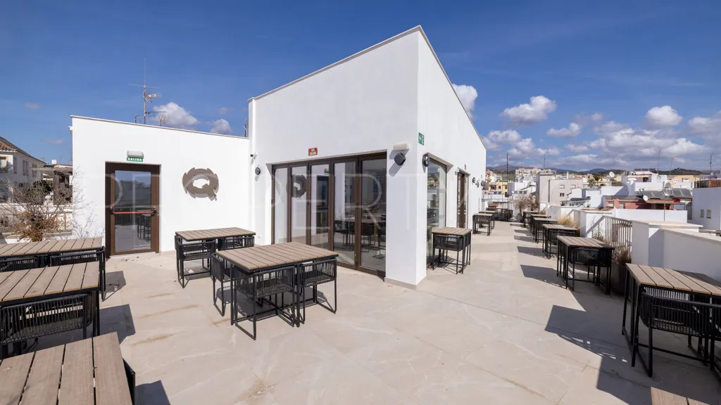 Se vende edificio en Estepona
