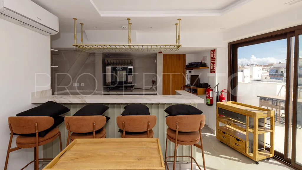 Se vende edificio en Estepona