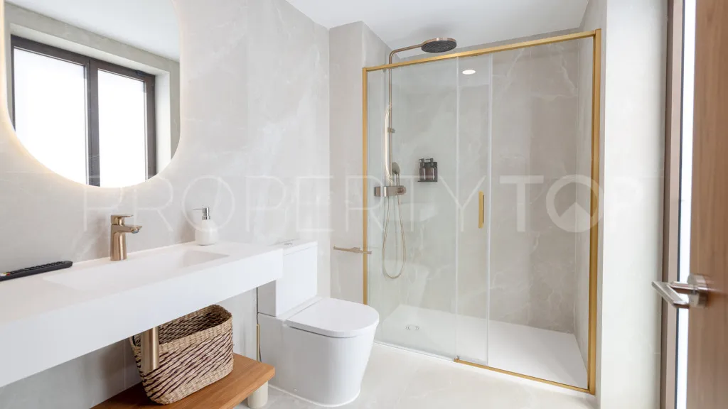 Se vende edificio en Estepona