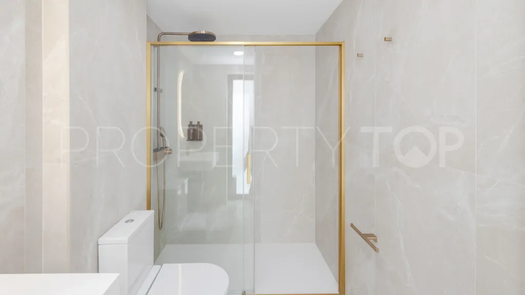 Se vende edificio en Estepona