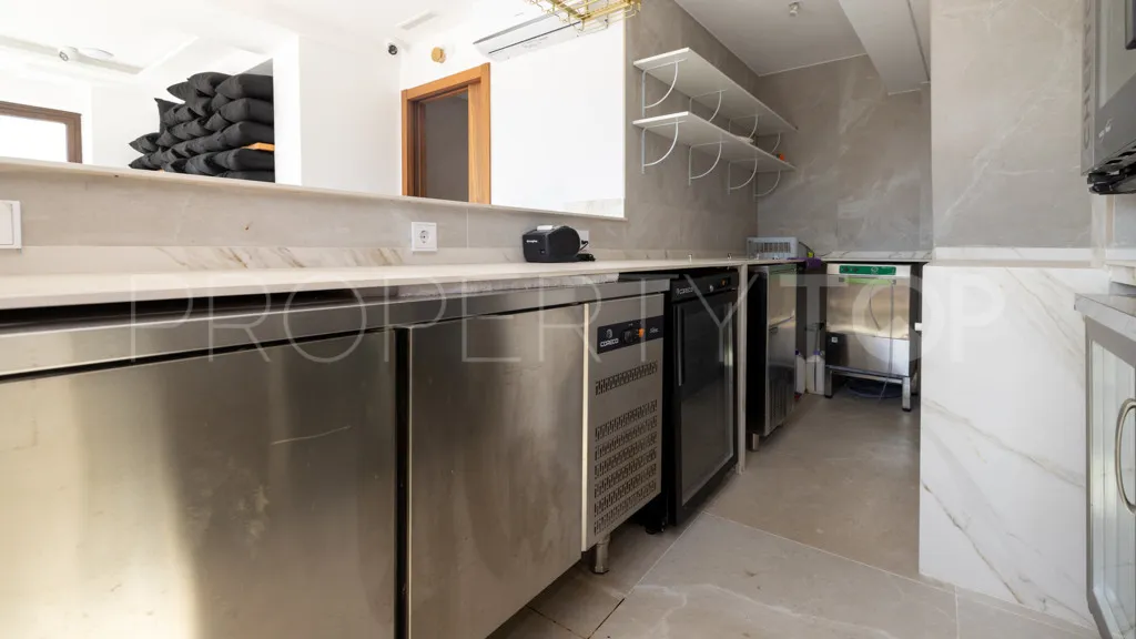 Se vende edificio en Estepona