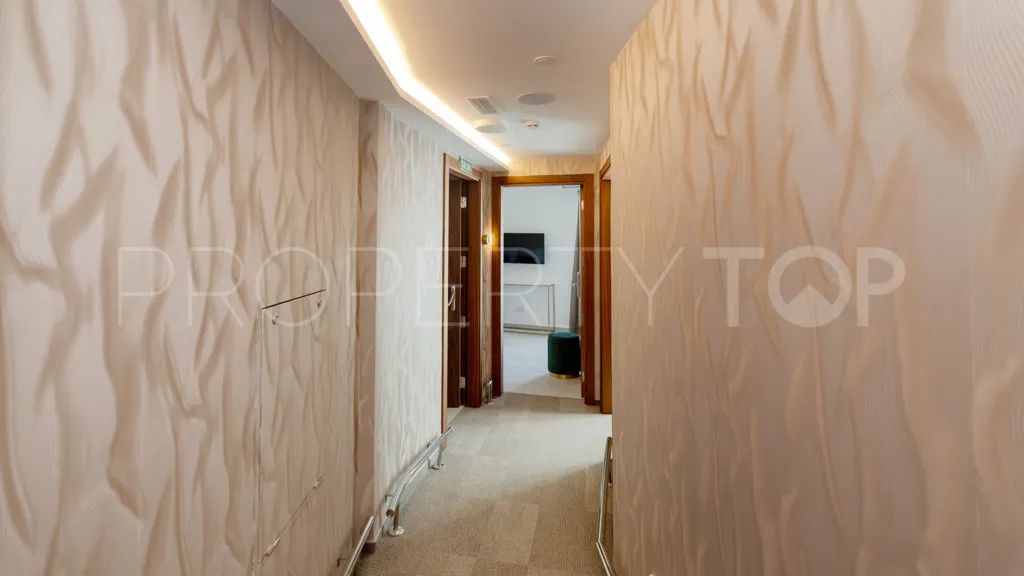 Se vende edificio en Estepona
