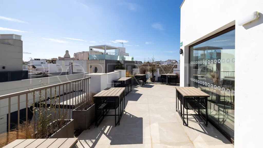 Se vende edificio en Estepona