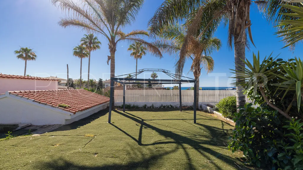 Estepona Golf chalet for sale