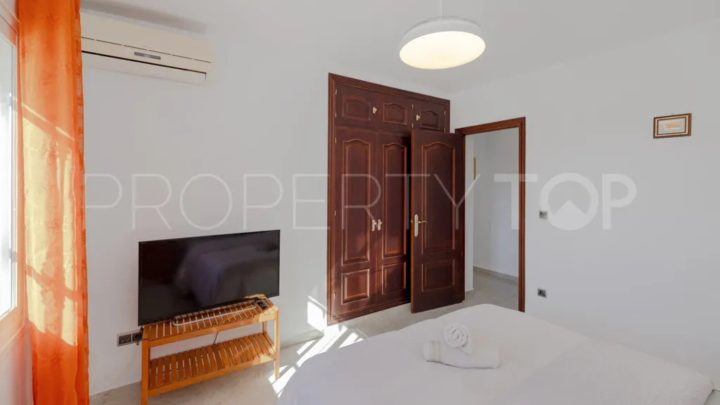 Estepona Golf chalet for sale