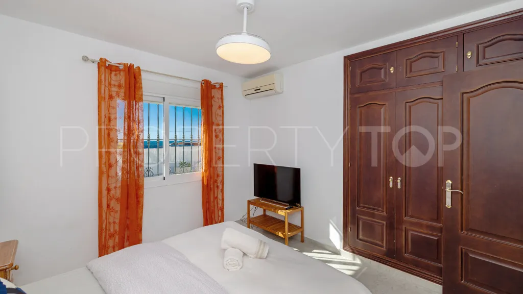 Estepona Golf chalet for sale