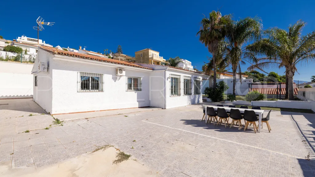 Estepona Golf chalet for sale