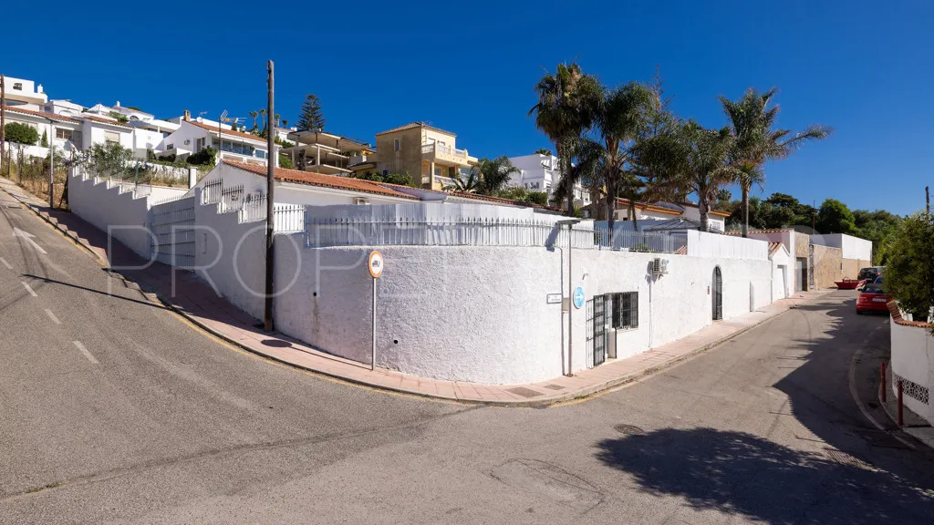 Estepona Golf chalet for sale