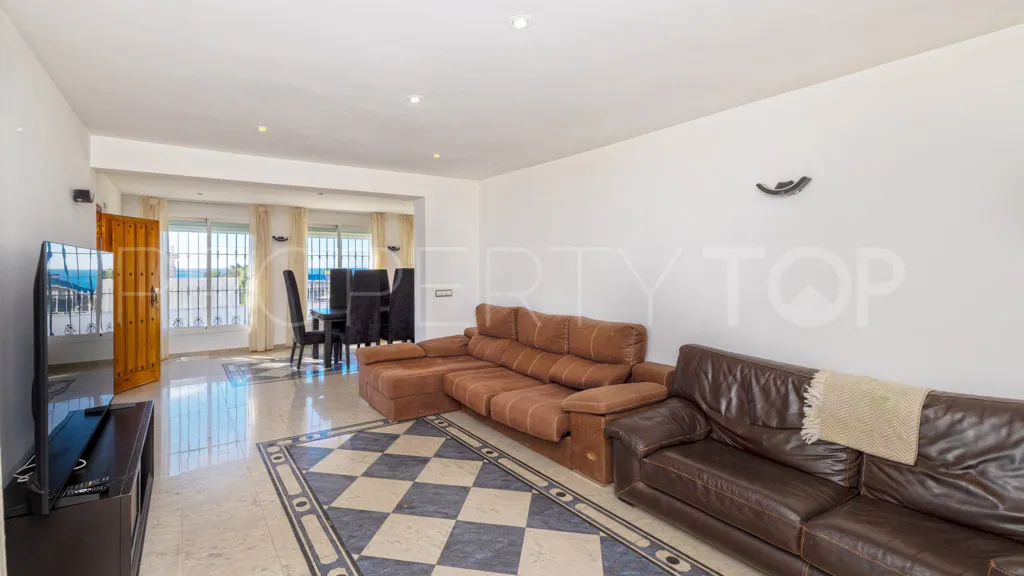 Estepona Golf chalet for sale