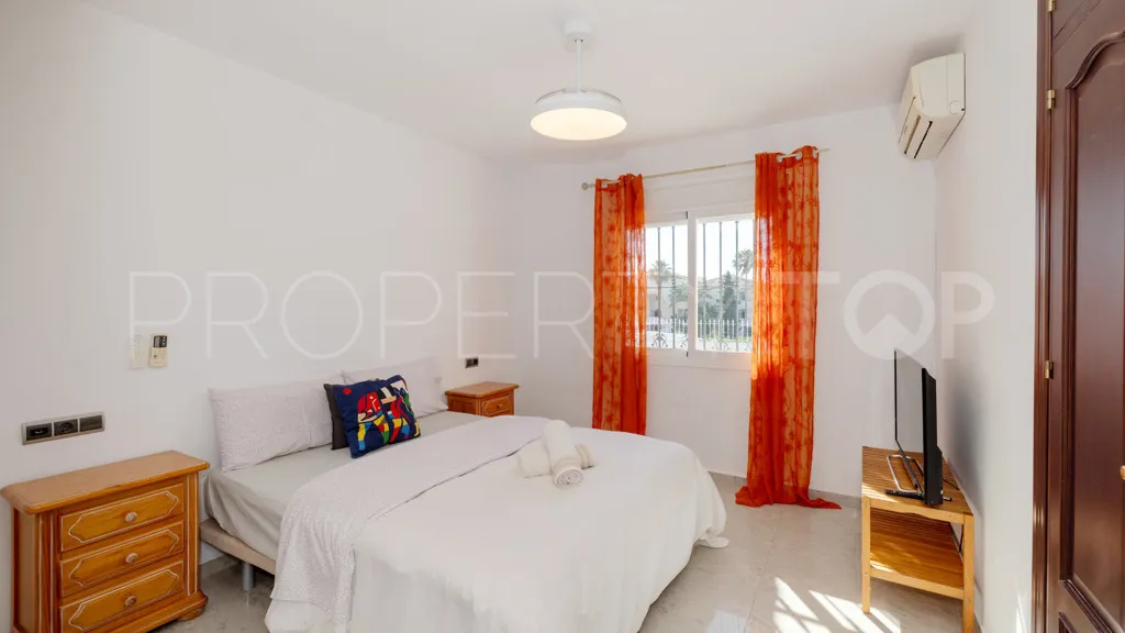 Estepona Golf chalet for sale