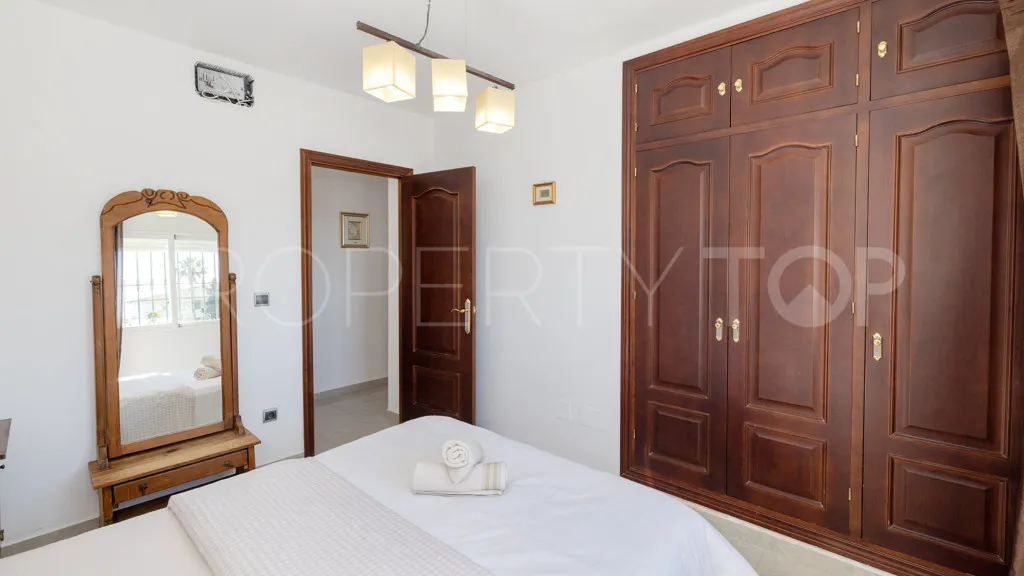 Estepona Golf chalet for sale