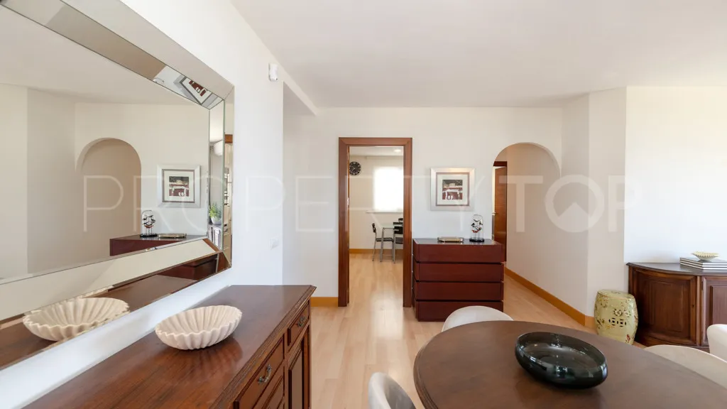 Se vende apartamento en Estepona Puerto de 3 dormitorios