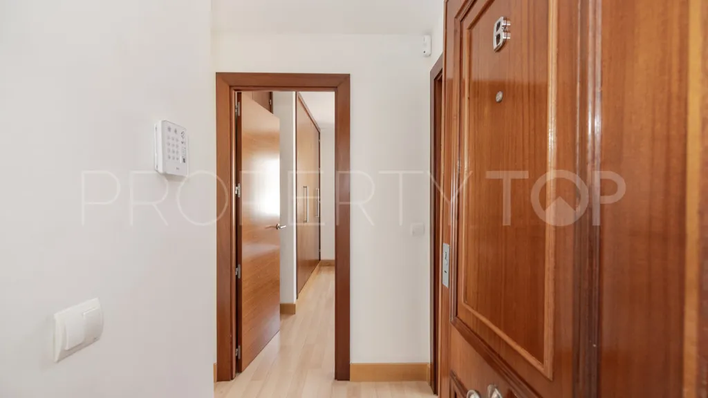 Se vende apartamento en Estepona Puerto de 3 dormitorios