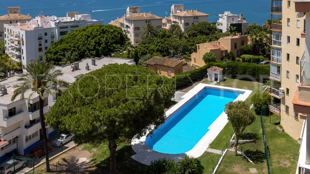 Se vende apartamento en Estepona Puerto de 3 dormitorios