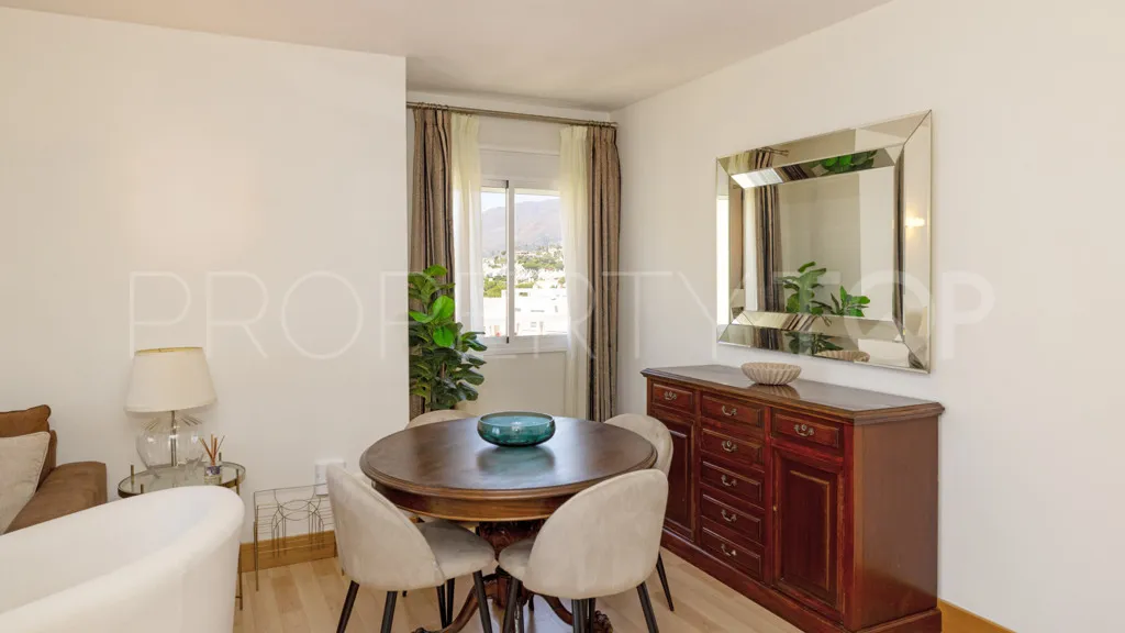 Se vende apartamento en Estepona Puerto de 3 dormitorios