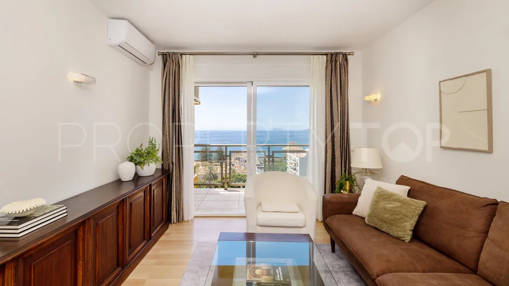 Se vende apartamento en Estepona Puerto de 3 dormitorios
