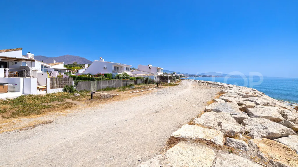 Comprar chalet con 2 dormitorios en Bahia Dorada