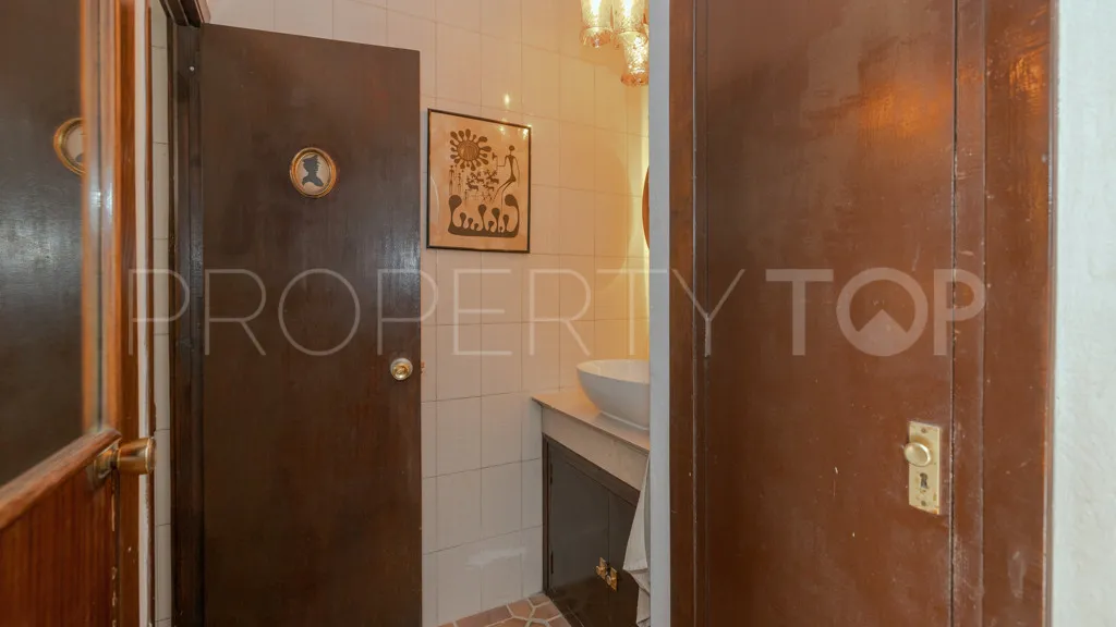 For sale chalet in Estepona