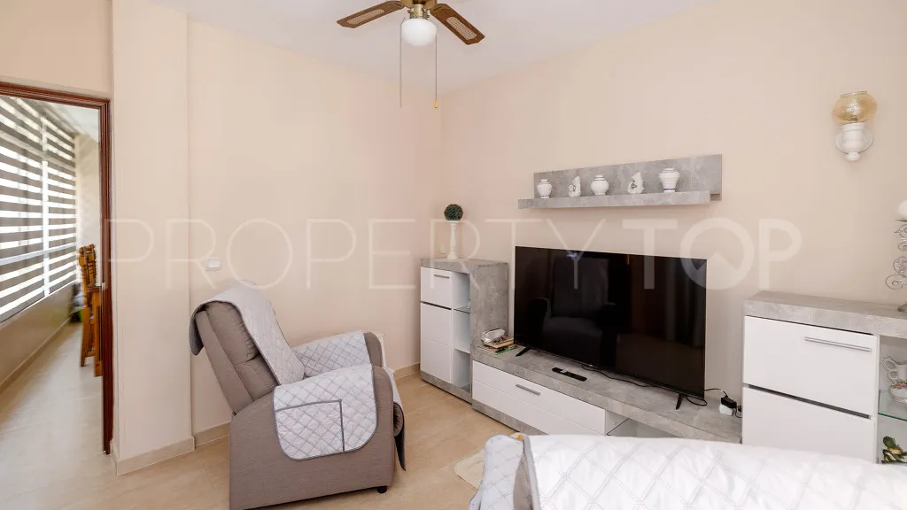 Apartamento a la venta en Estepona Puerto de 3 dormitorios