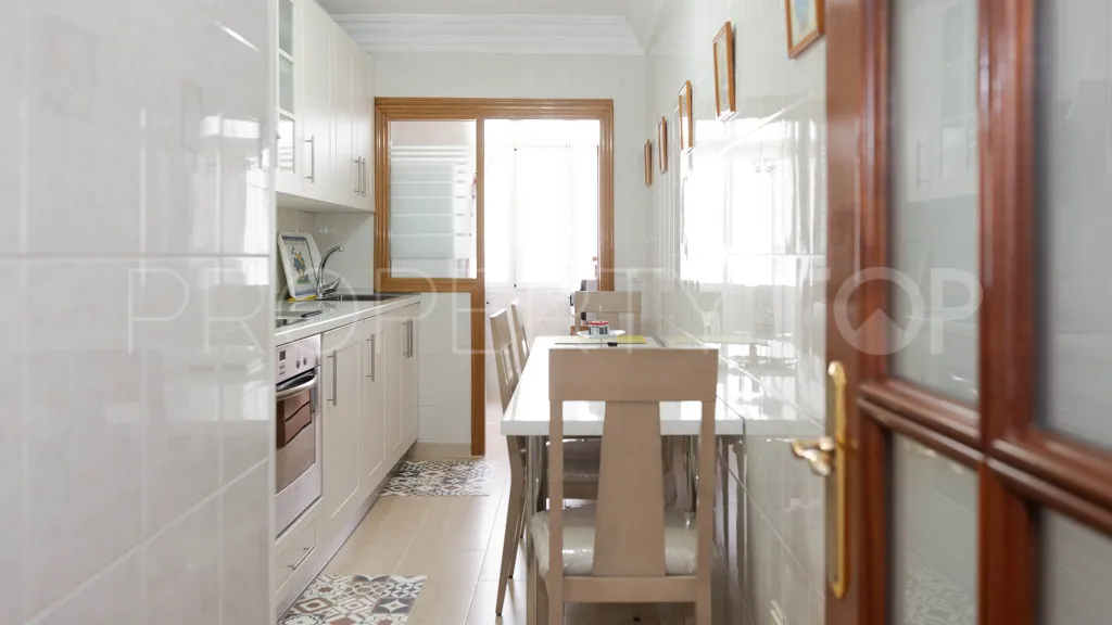 Apartamento a la venta en Estepona Puerto de 3 dormitorios