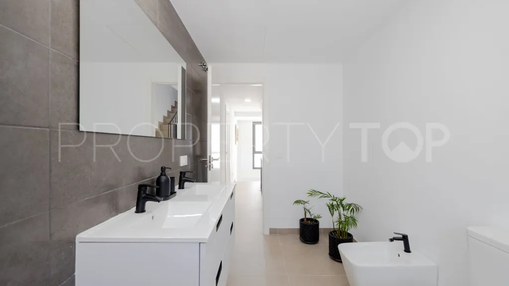 Chalet en venta en Cancelada