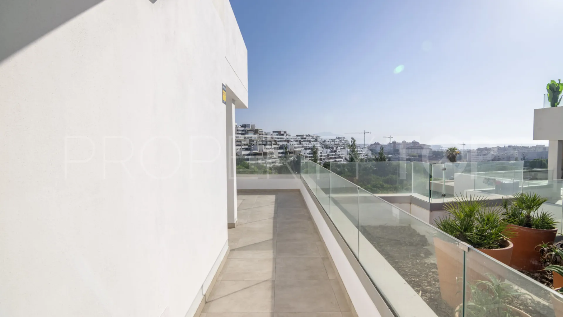 Apartamento en venta en Estepona Puerto