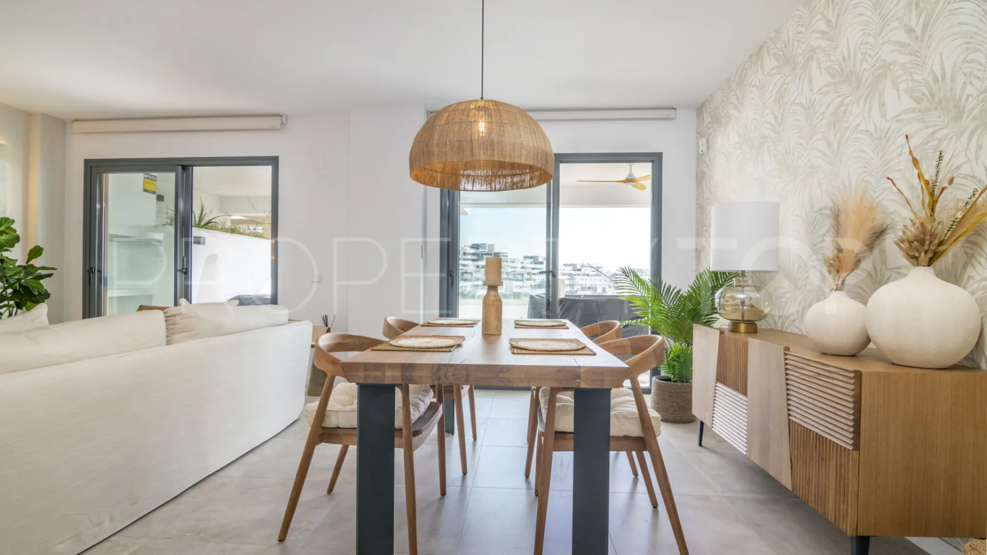 Apartamento en venta en Estepona Puerto