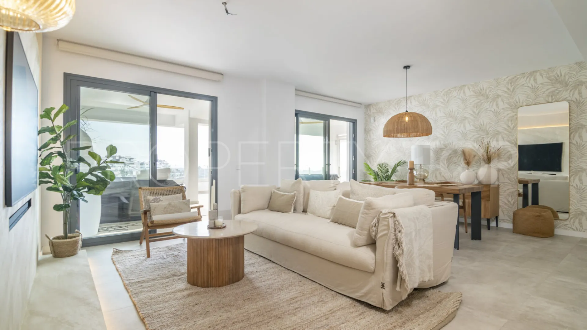 Apartamento en venta en Estepona Puerto