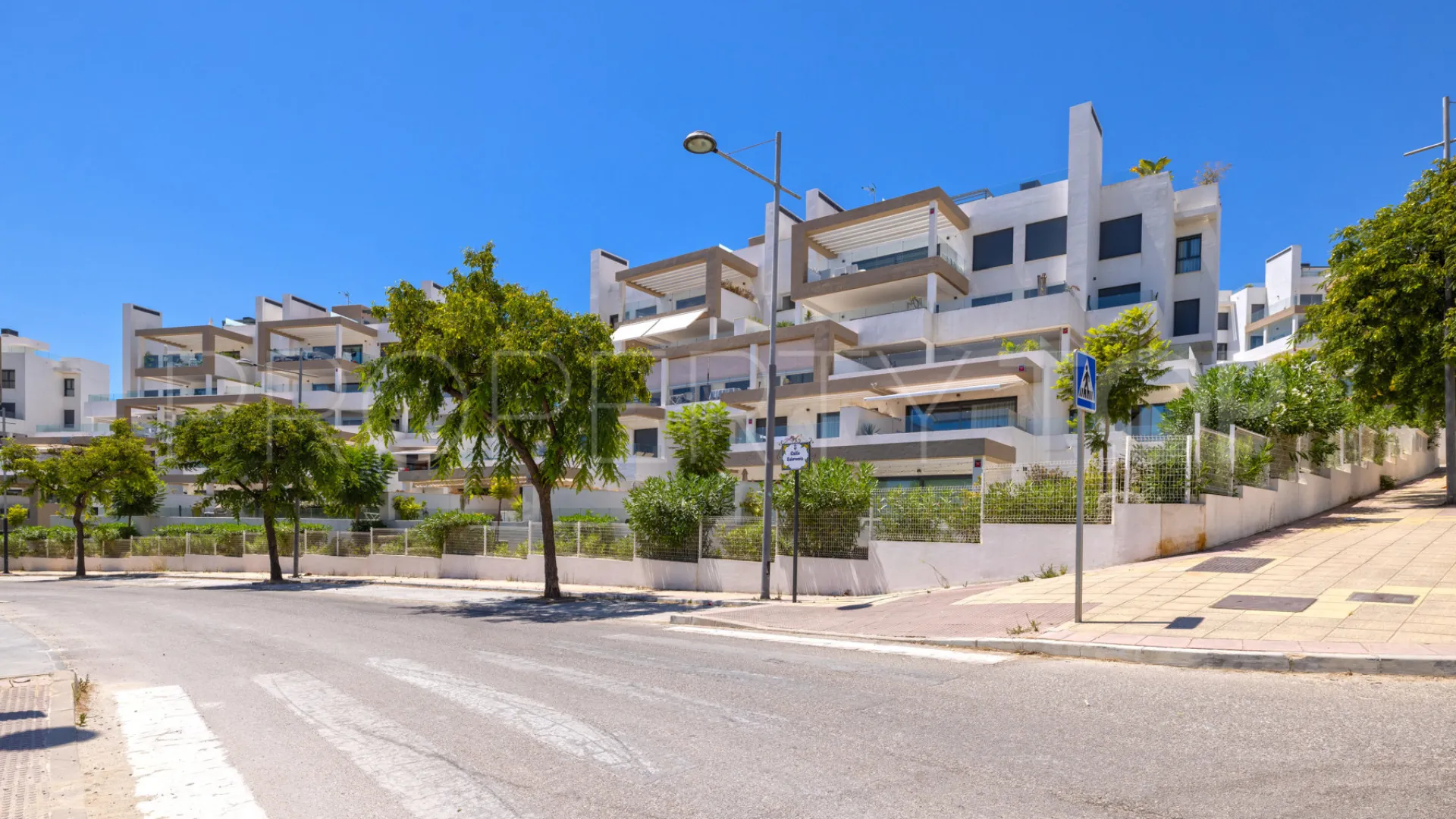 Apartamento en venta en Estepona Puerto