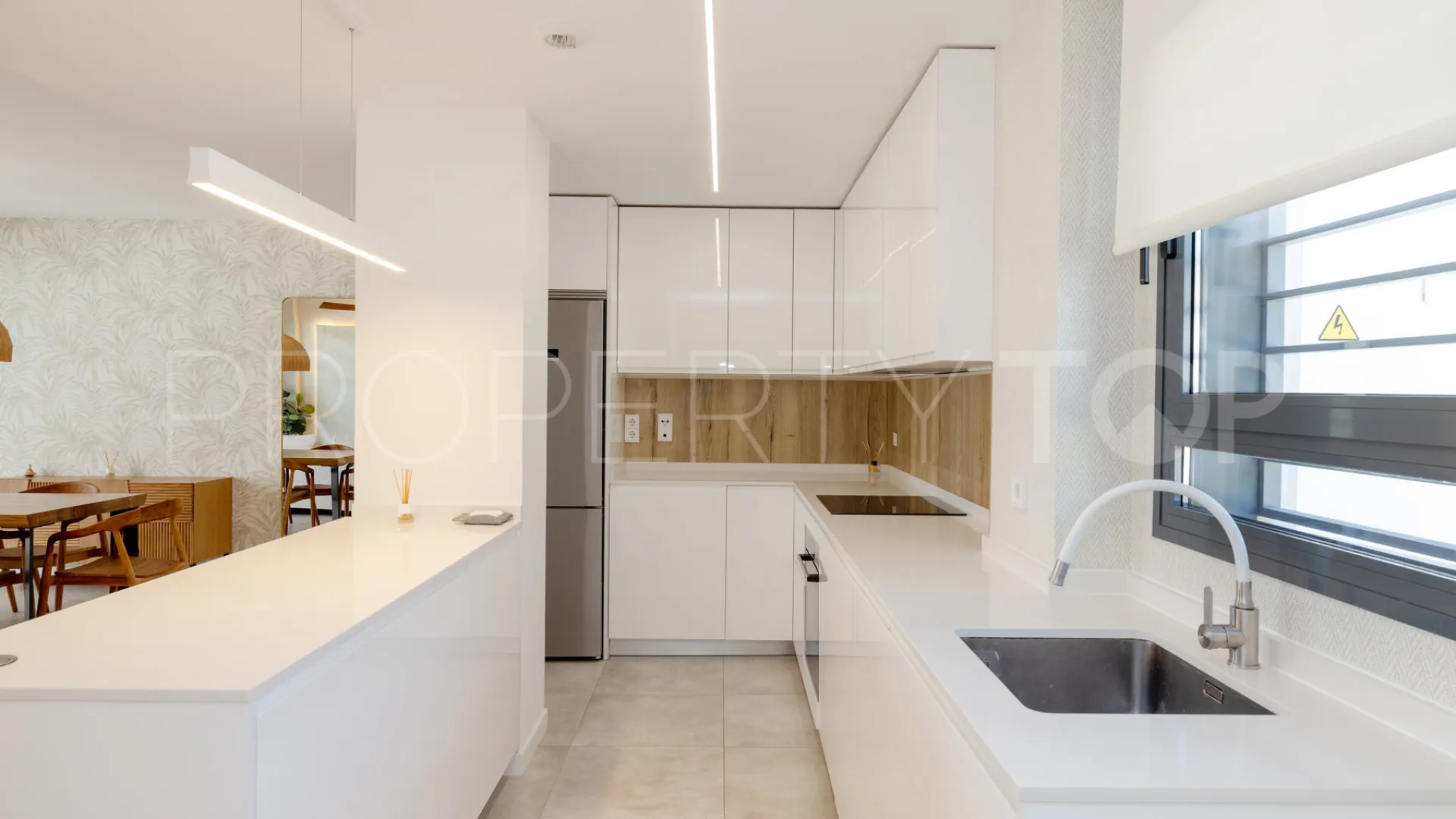 Apartamento en venta en Estepona Puerto