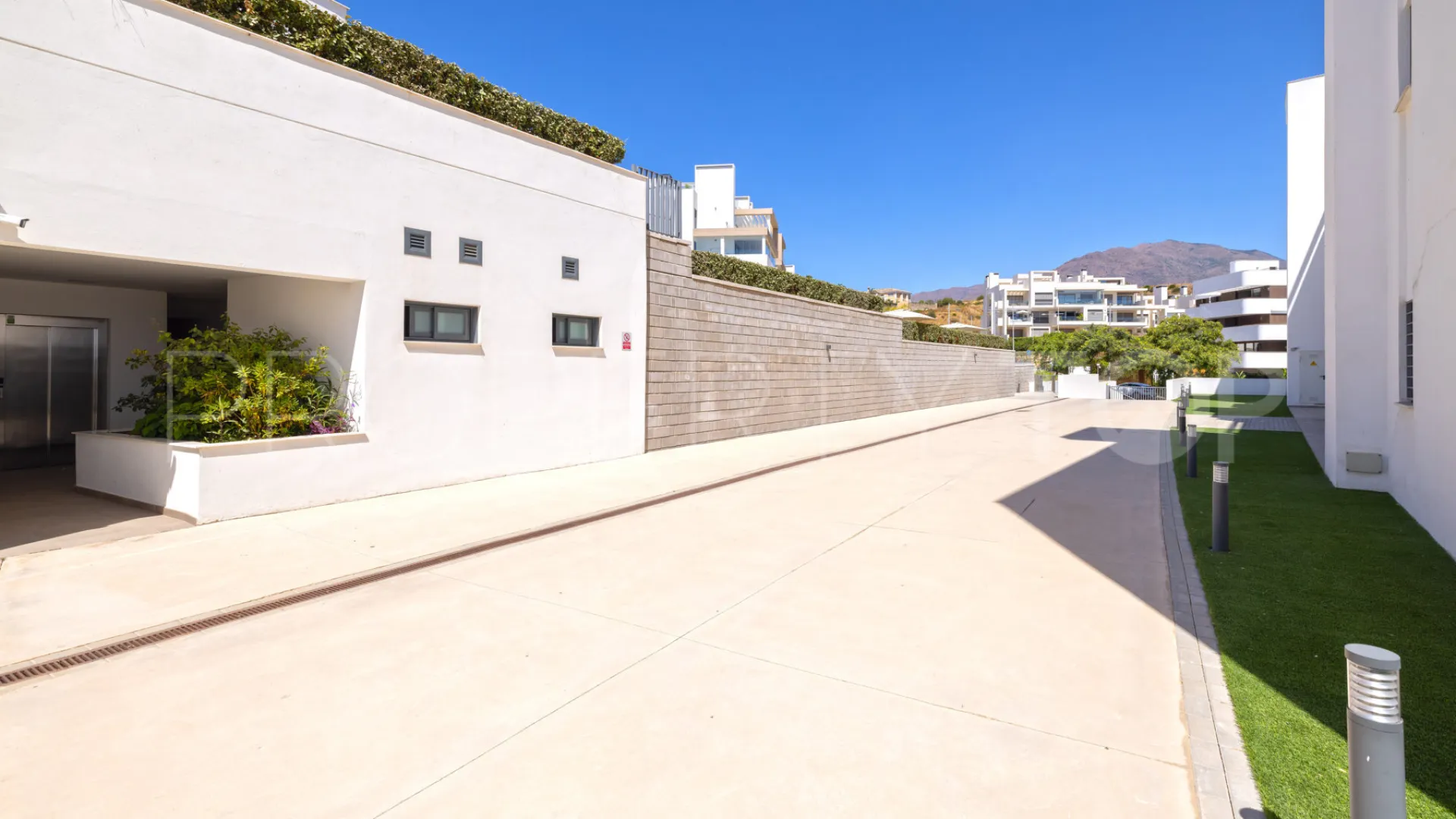 Apartamento en venta en Estepona Puerto